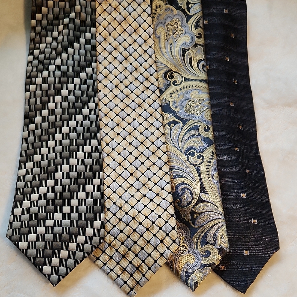 Men's Stylish Set Of 4 Ties In Colors Of Blacks, Golds, And Greys